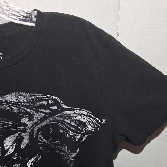 Black Short Sleeve Graphic Tees - Picture 4 of 7